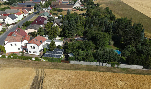 House with garden and pool, located near Jessen/E. and Holzdorf-Ost.