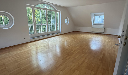 Helle 4-Zimmerwohnung zur Miete in Nymphenburg, München
