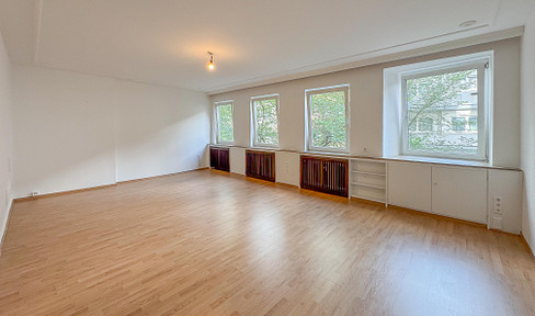 3 ZIMMER – TERRASSE – RENOVIERT – TOP-LAGE – opt. STELLPLATZ