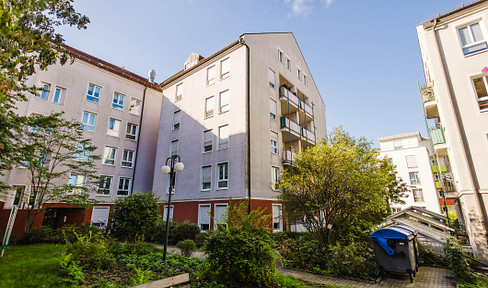 Bright 2-room apartment with balcony for rent in Dresden-Löbtau.