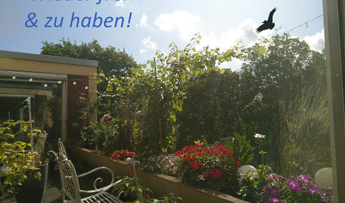 Dream apartment on an entire floor - completely renovated, no commission fees.
