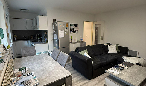 Cozy 2-room apartment with fitted kitchen in Osnabrück-Eversburg.