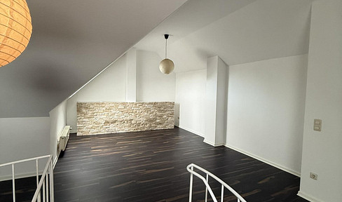 Charming maisonette apartment with attic space – quiet location in Grevenbroich.