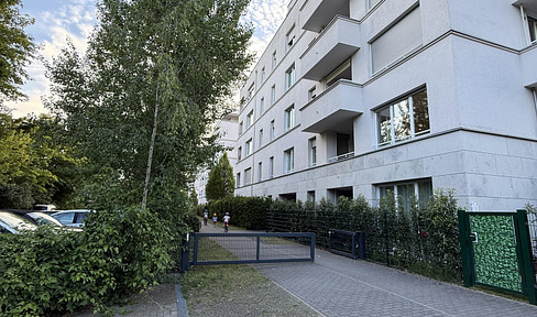 provisionsfreie 4-Zi Wohnung in Schmargendorf: Balkon, 2 Bäder, Stellplatz