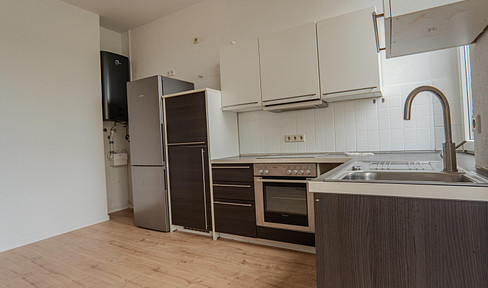 3 Zimmer Wohnung - zentrale Lage von Hof - ab sofort verfügbar - Einbauküche - Gartenmitbenutzung