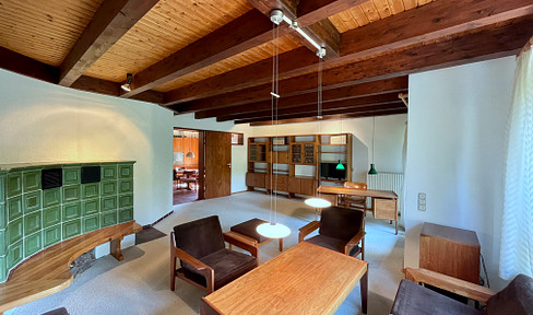 Spacious terraced house with corner plot in Mannheim-Wallstadt.