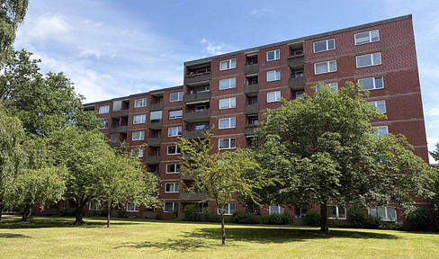 WG-Kapitalanlage: 3 Zimmer saniert, voll vermietet, 5,12 % Rendite, mit Garage