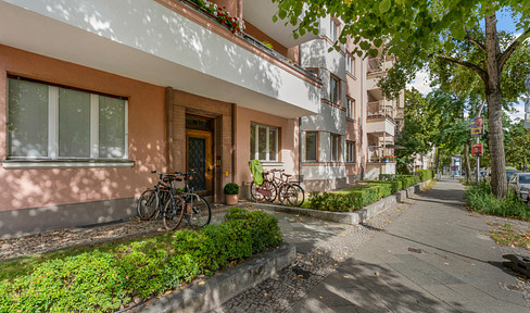 PROVISIONSFREI - 4,5-Zimmer-Hochparterrewohnung mit 144 m² , Innenhofgarten in Schmargendorf