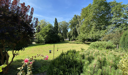 Building plots in Curau – without building restrictions and in a quiet location.