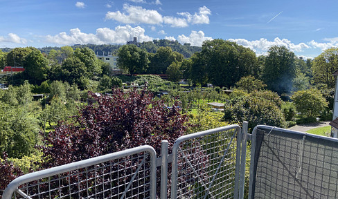 Furnished maisonette apartment in Lahnstein, with a balcony offering a view of Lahneck Castle.