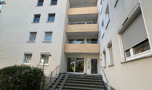 Attractive 3-room ground floor apartment with a balcony in Laatzen – ideal as an investment property.