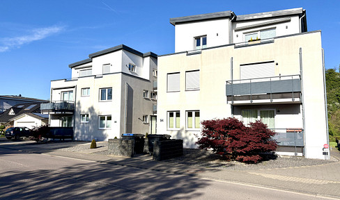 Dreamy view of the Saar River – attractive 3-room apartment ready to move in.