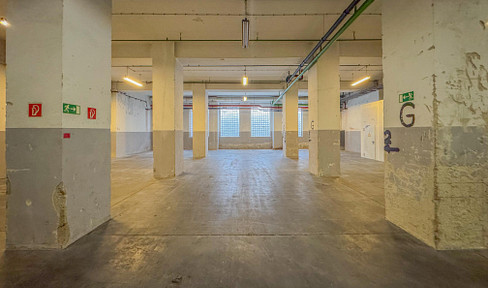 WAREHOUSE – 130 m² – ACCESSIBLE – IDEAL FOR TRADES BUSINESSES – OPTIONAL PARKING SPACE – SECURITY SERVICE.
