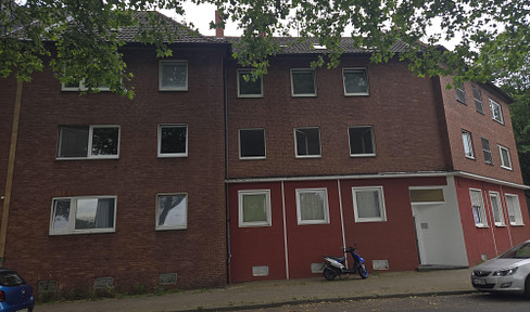 ! No fees and no additional costs! Apartment building in Bochum.