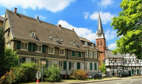 Denkmalgeschütztes Wohn- und Geschäftshaus
