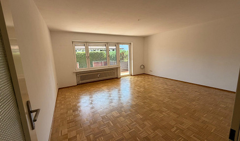 3-room apartment on the ground floor with a terrace and garden.