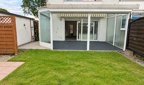 Newly renovated terraced house with a conservatory and private garden in Waltrop.