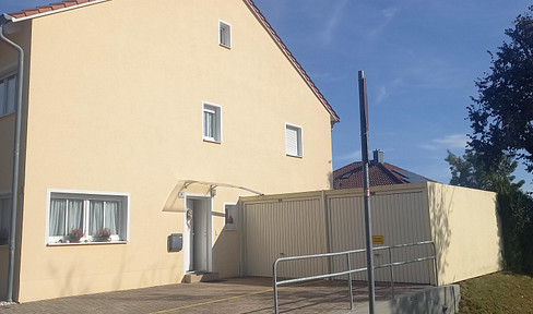 DHH in Bogen in gute Lage
