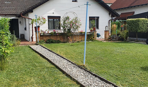 Freistehendes Haus mit Garten und Garage in Vilsbiburg – provisionsfrei