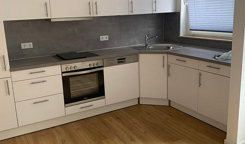 2 Zi-Wohnung, modern, Küche (EBK incl.), neuw. Bad, Balkon, zentral, Fischertal