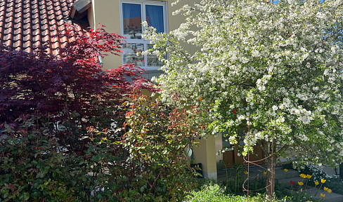 Semi-detached house in Blaustein-Pfaffenhau.