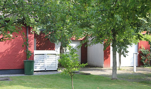 Detached house for rent in Schleswig, located in the Schleistadt district.
