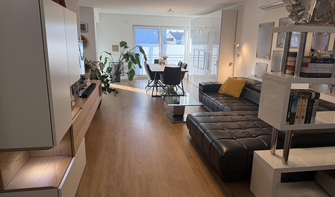 Neuwertige 3-Zimmer-Wohnung (Bj. 2021) mit 15 m² Balkon, Klimaanlage & TG-Stellplatz