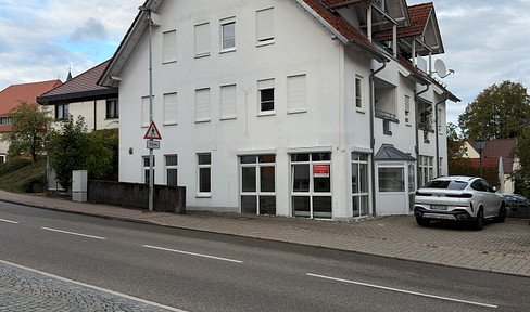 Hochwertig modernisiert, barrierefrei – 2-Zimmer-Wohnung mit großer Terrasse
