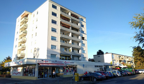 Well-designed 3-room apartment with a south-facing balcony and elevator.