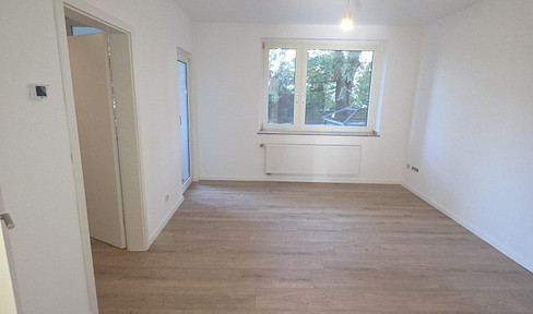 Frisch sanierte 2-Zimmer-Wohnung im Erdgeschoss | Düsseldorf-Eller