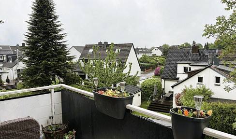 Kernsanierte DG-Wohnung mit Südbalkon, Klima & Möglichkeit für 2 Wohneinheiten