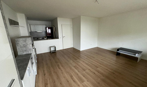 2 Zimmer Whg. in gepflegtem MFH & Pkw-Stellplatz