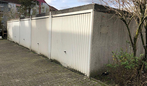 Attractive garage complex in Bochum, consisting of 18 garages, offered at a price-to-rent ratio of 13!