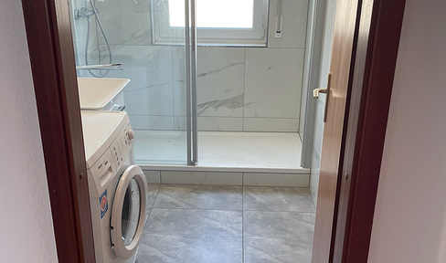 3-bedroom apartment / guest toilet / garage / completely renovated!