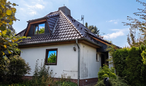1.081 m² GRUNDSTÜCK Altbestand mit Potenzial für Sanierung oder individuelle Neubauplanung