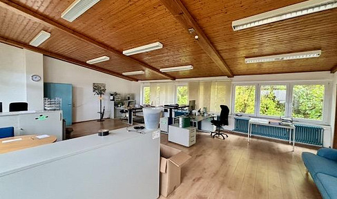 Besonderes Loft-Büro 130m² + Garten + IT-Verkabelung | Böblingen-Ost | provisionsfrei