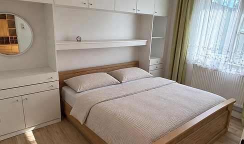 Bright, newly renovated, and partially furnished 3-room apartment near Gänserndorf train station.
