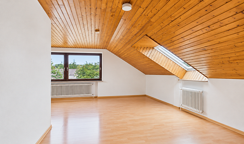 Charming 2-room attic apartment in Bielefeld-Sieker.