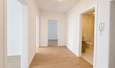 Do you want to live in the city center without sacrificing space? Here, you can have both.