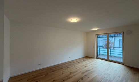 Erstbezug im Neubau: 2 Zimmer mit Einbauküche, Parkett und Fußbodenheizung am Hachinger Bach