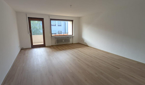 Schöne helle 2-Zimmerwohnung mit Balkon