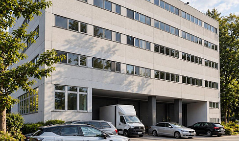 10,000 m² of versatile commercial property | Berlin-Spandau | Directly adjacent to the S-Bahn (suburban railway).