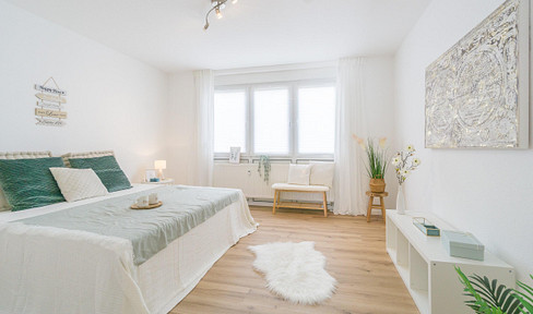 Bezugsfrei: ebenerdig, energieeffizient. Helle Wohnung in sehr gepflegtem Haus in beliebter Lage