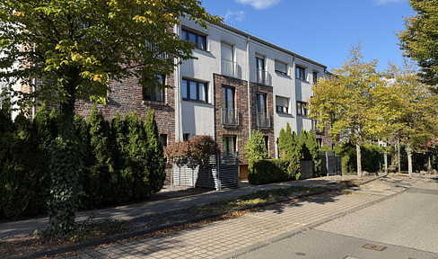 Sonne bis zum Abend! 5 Zimmer -Traum mit Dachterrasse & Garten am Buga-Park