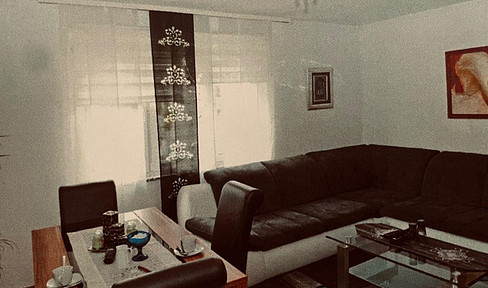 ✨ Modernized 3-room apartment with a balcony 🌇, fitted kitchen 🍳, and parking space 🚗 in a prime location 📍.