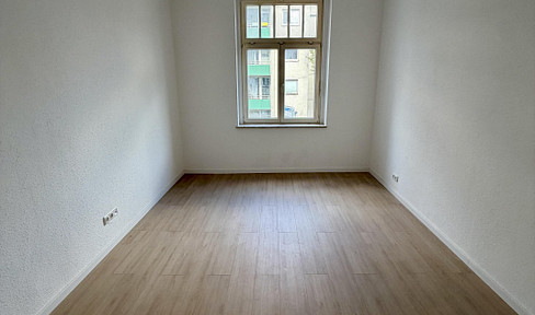 Frisch kernsanierte 1-Zimmer-Wohnung mit Balkon & Fußbodenheizung in Ratingen-Zentrum