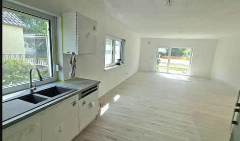 Neubau mit Garten, 6 Zimmer über 2 Etagen, Passivhaus in Sontheim