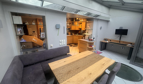 3 Zimmer Wohnung mit Wintergarten