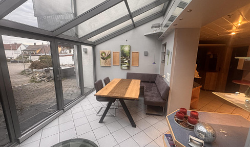 3-room apartment with a conservatory.