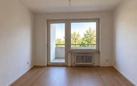 Attraktive 2-Zimmer-Eigentumswohnung direkt am Olympiapark – Balkon, Lift & TG-Stellplatz